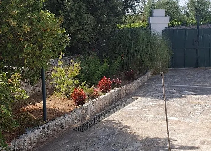 度假居 Trulli Relax A *